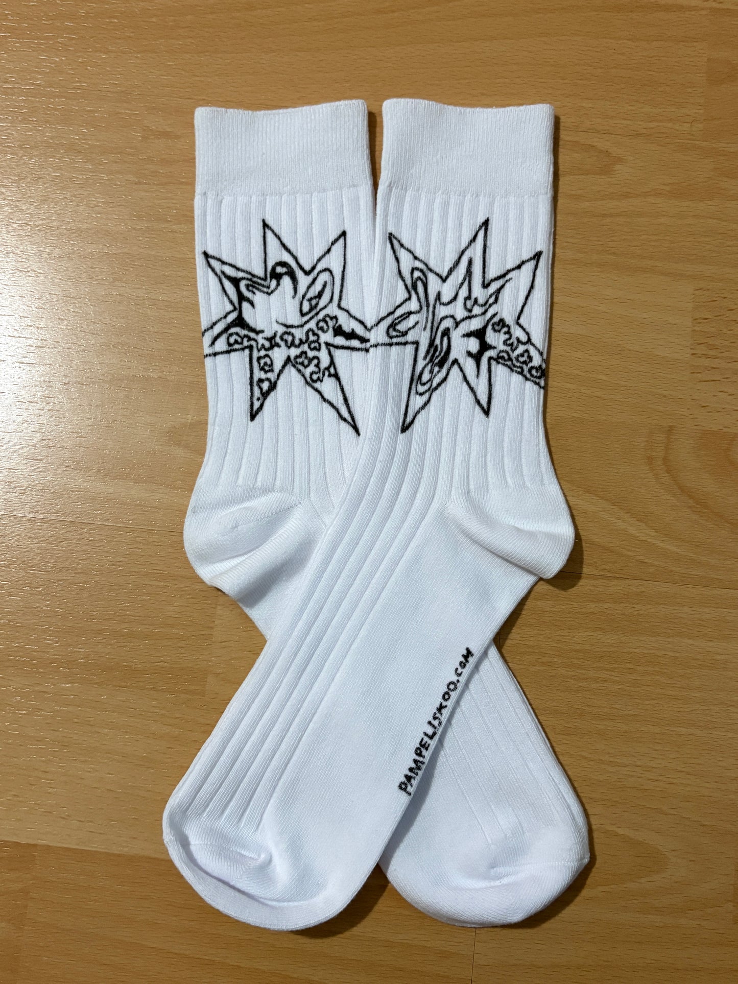 Hand-Drawn Socks 39-42, 2026