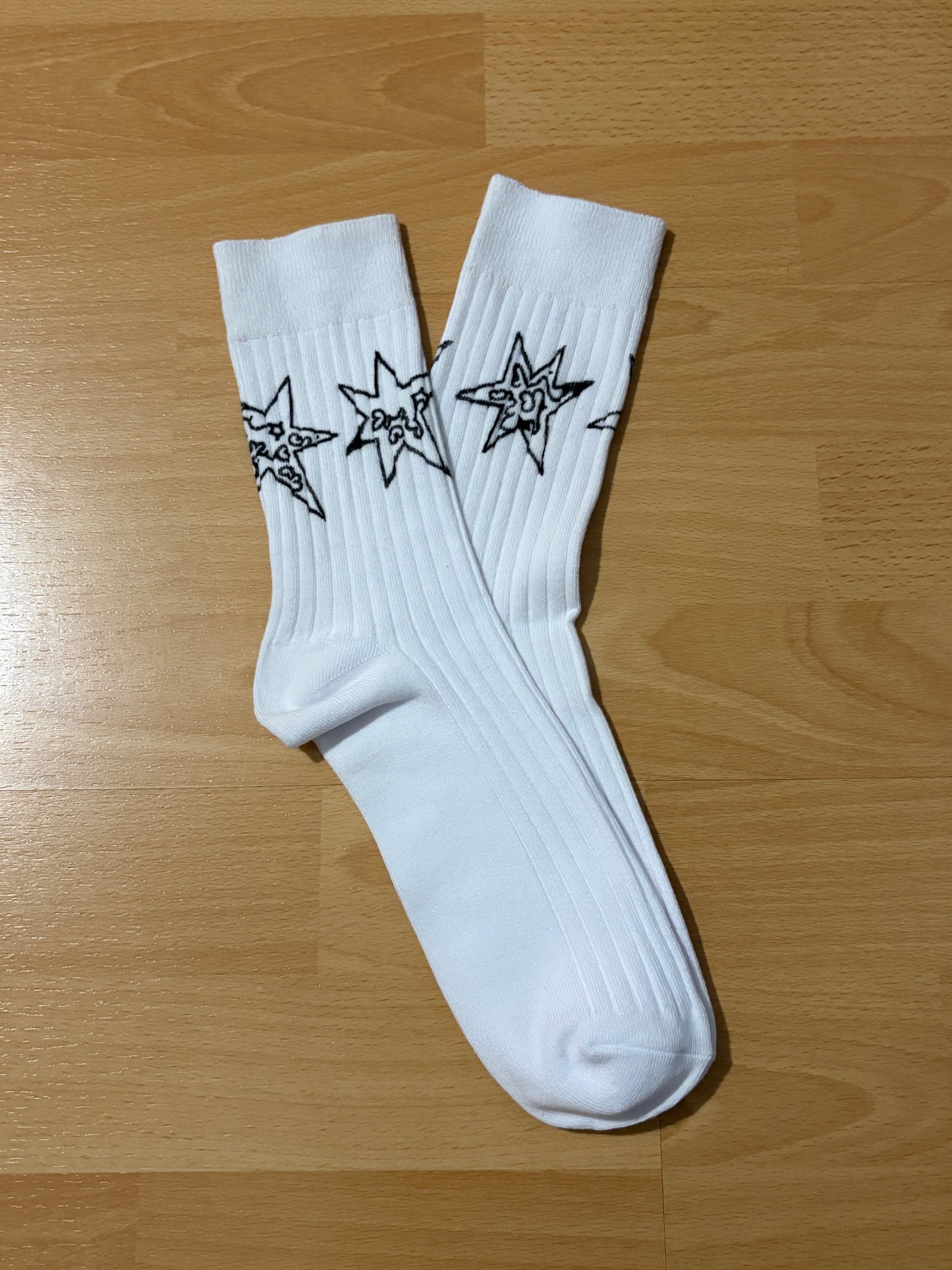 Hand-Drawn Socks 39-42, 2026