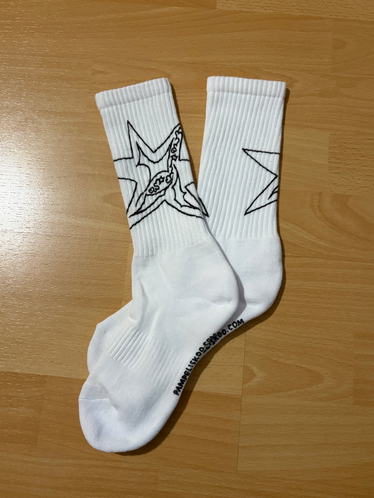 Hand-Drawn Socks 35-38, 2026
