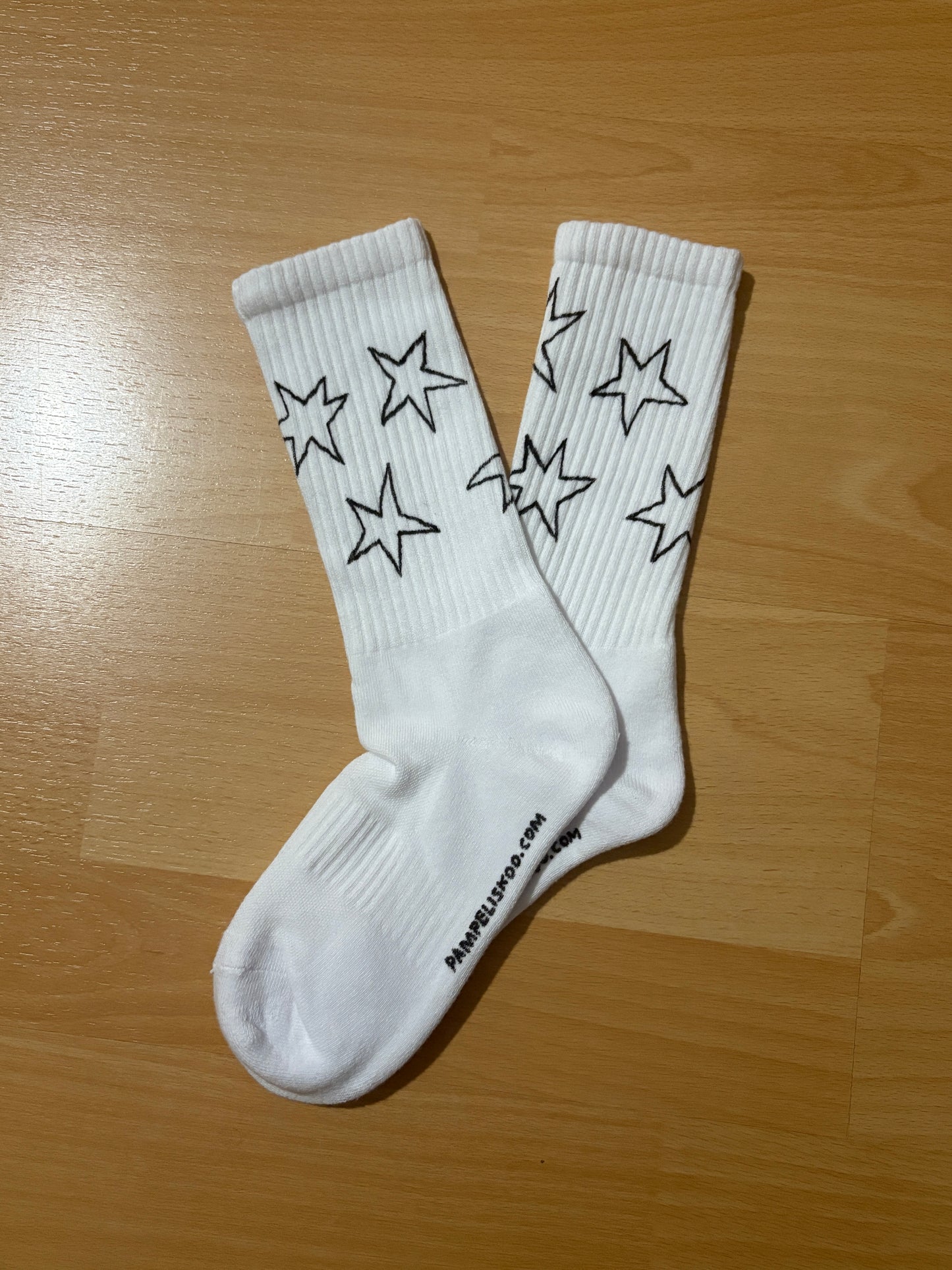 Hand-Drawn Socks 39-42, 2026