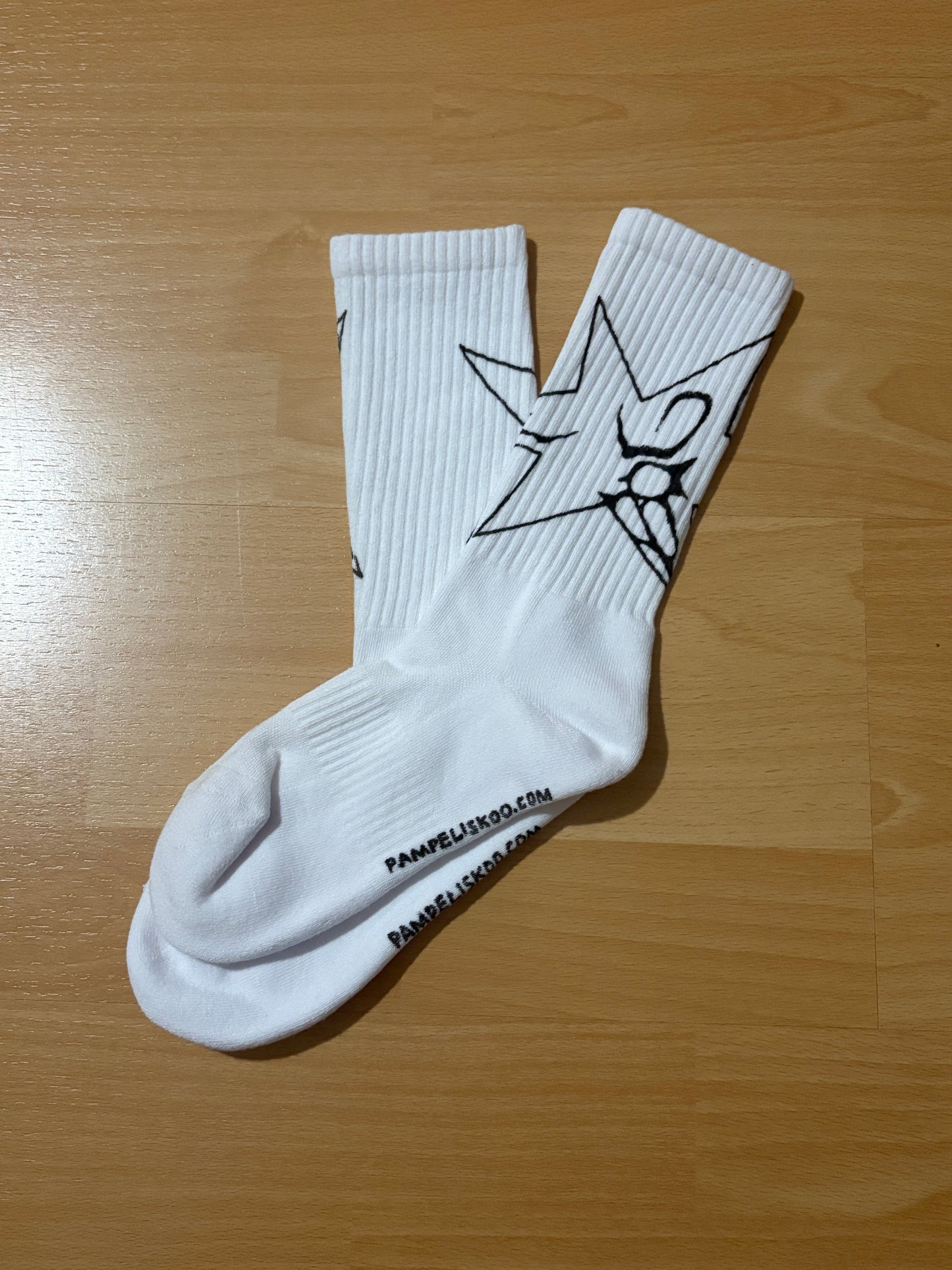 Hand-Drawn Socks 39-42, 2026
