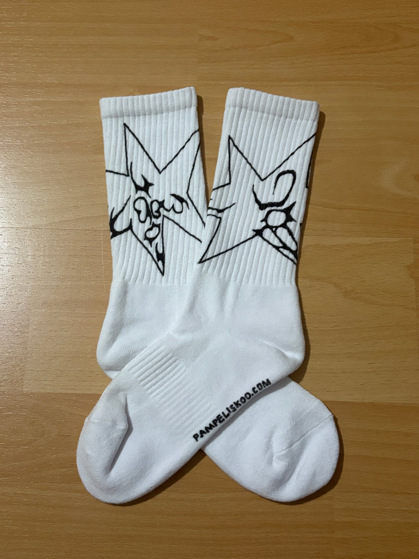 Hand-Drawn Socks 39-42, 2026