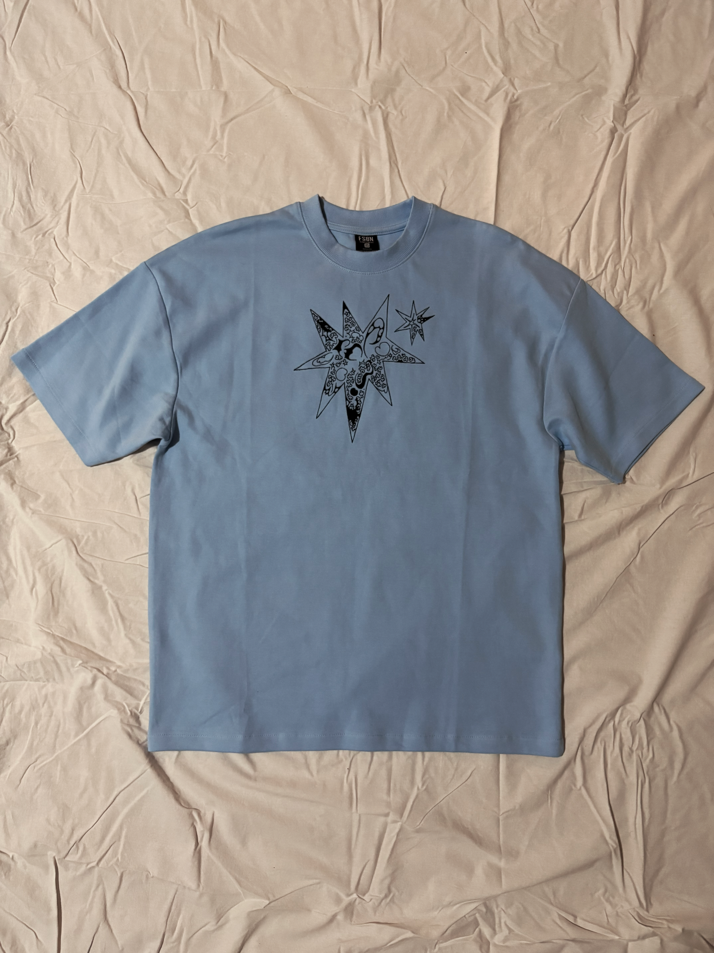 Ručne kreslené tričko, 2025