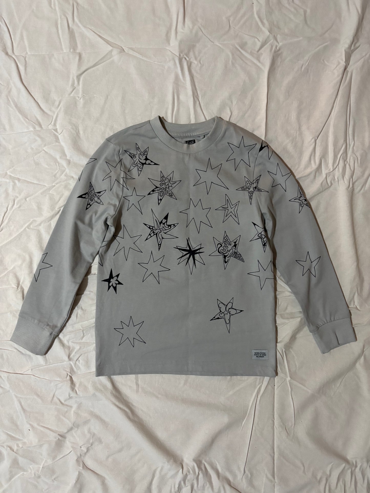 Ručne kreslené tričko, 2025