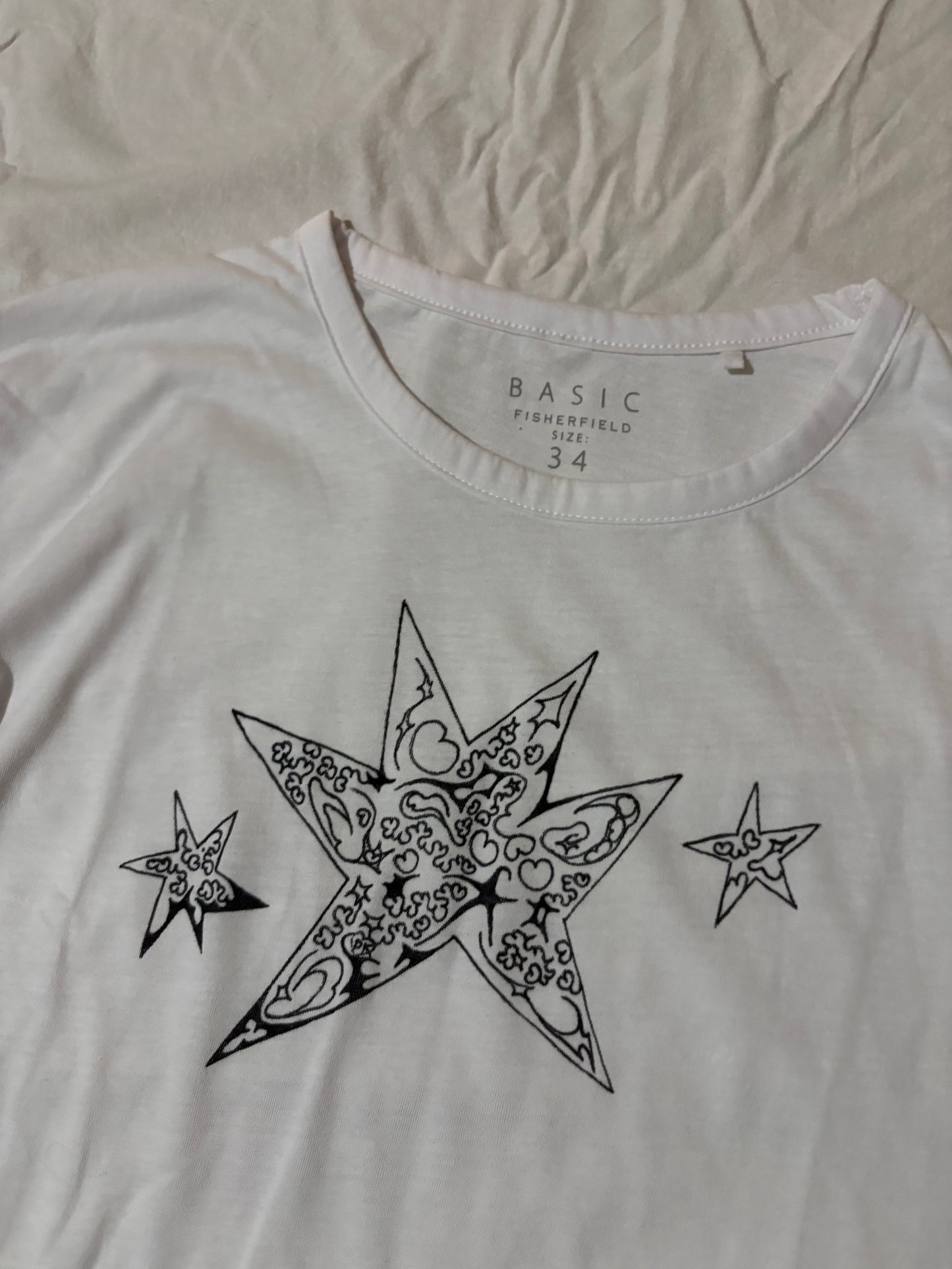 Ručne kreslené tričko, 2025