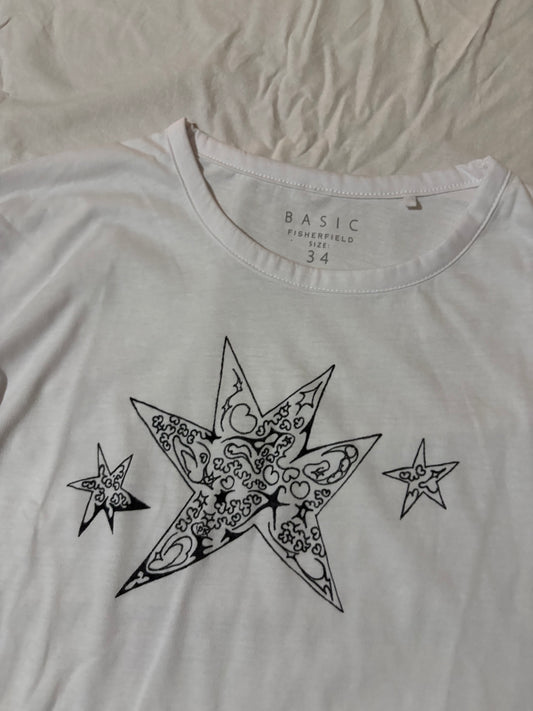 Ručne kreslené tričko, 2025